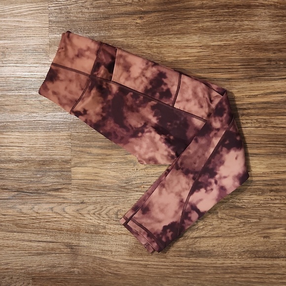 Victoria's Secret Pants - Victoria Secret marble leggings